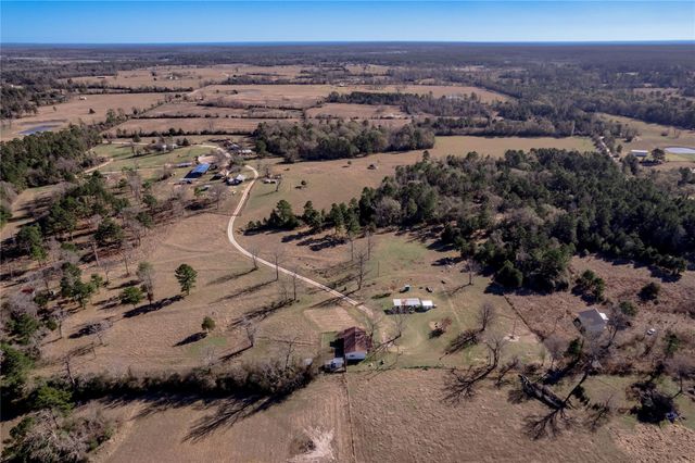 868 Rex Bailey Road, Groveton, TX 75845