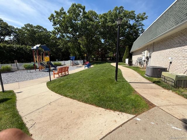 693 Blue Ridge, Patchogue, NY 11763