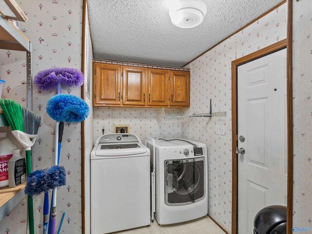 13398 Carter Road, Athens, AL 35611