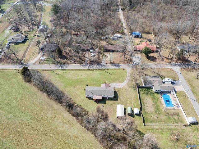 13398 Carter Road, Athens, AL 35611