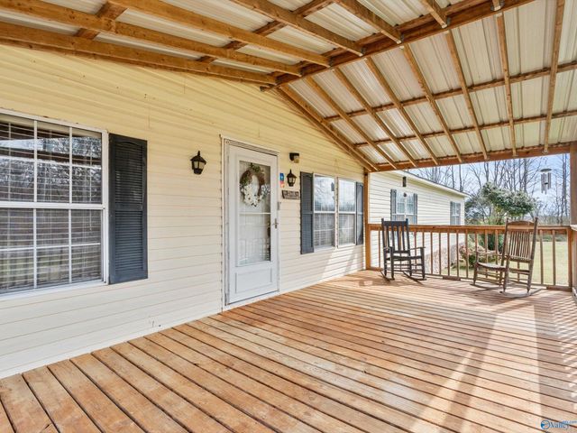 13398 Carter Road, Athens, AL 35611