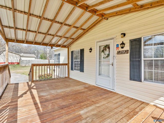 13398 Carter Road, Athens, AL 35611