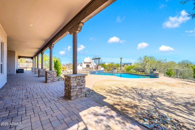 33207 N 12TH Street, Phoenix, AZ 85085