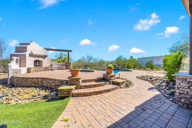 33207 N 12TH Street, Phoenix, AZ 85085