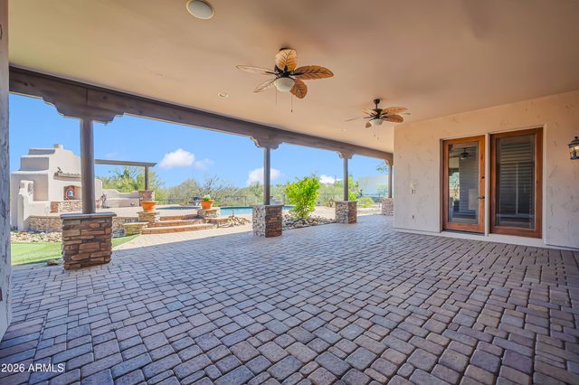 33207 N 12TH Street, Phoenix, AZ 85085