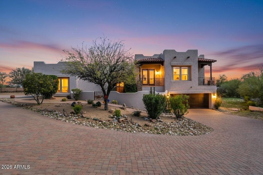 33207 N 12TH Street, Phoenix, AZ 85085