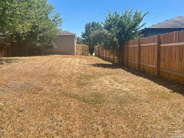 6317 GREEN TOP DR, San Antonio, TX 78233