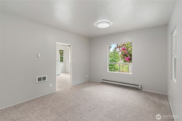 6411 Lake Grove Street SW, Lakewood, WA 98499