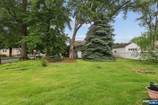 485 River Road, New Milford, NJ 07646
