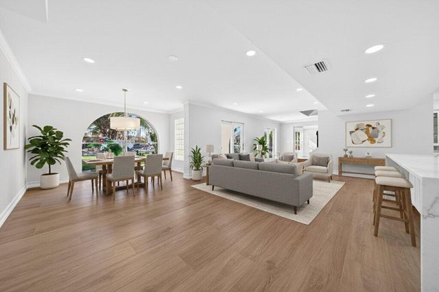 37 E High Point Road, Sewalls Point, FL 34996