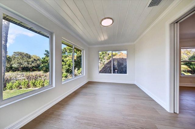 37 E High Point Road, Sewalls Point, FL 34996