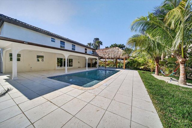 37 E High Point Road, Sewalls Point, FL 34996