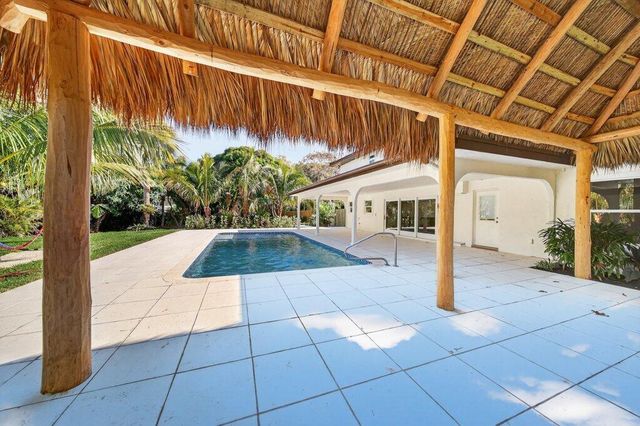 37 E High Point Road, Sewalls Point, FL 34996