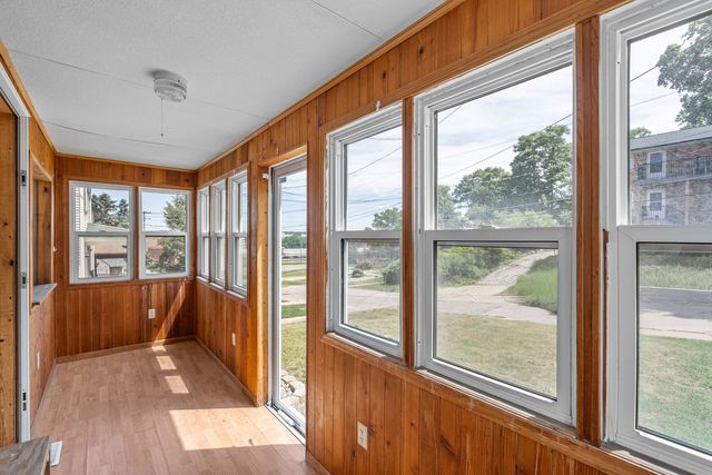 526 31st Street, Rock Island, IL 61201