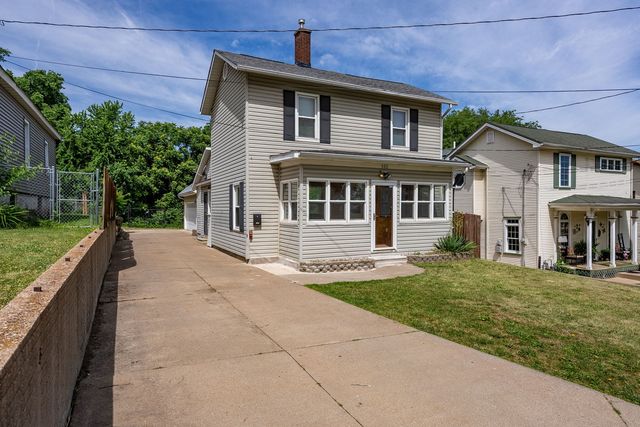 526 31st Street, Rock Island, IL 61201