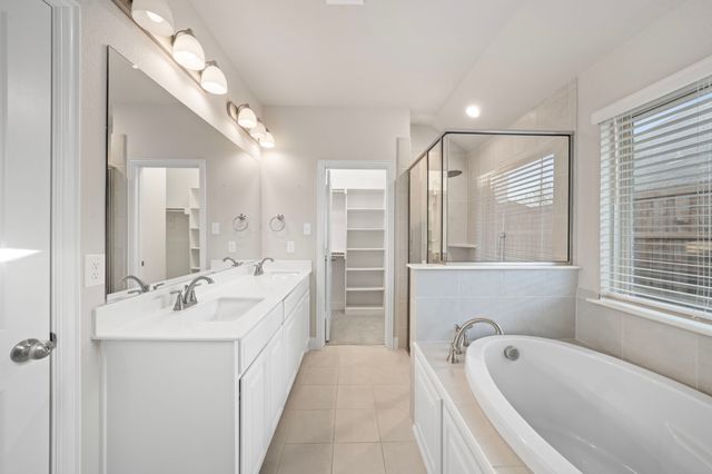 203 Old Settlers Trail, Waxahachie, TX 75167