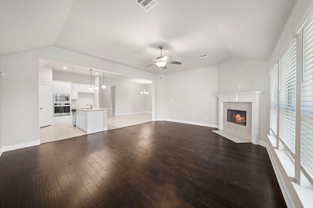 203 Old Settlers Trail, Waxahachie, TX 75167