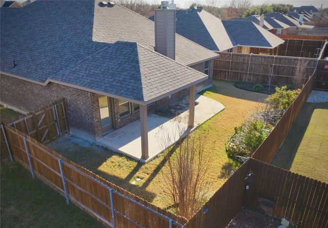 203 Old Settlers Trail, Waxahachie, TX 75167