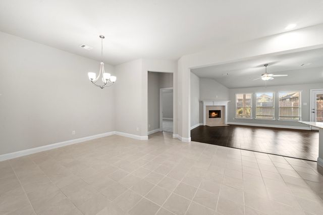 203 Old Settlers Trail, Waxahachie, TX 75167