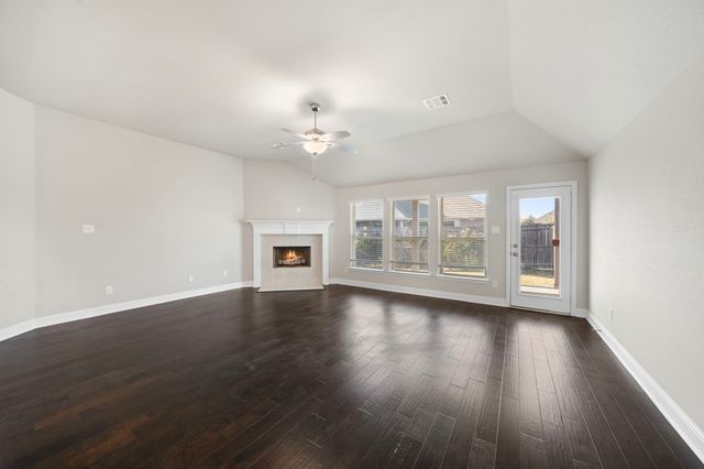 203 Old Settlers Trail, Waxahachie, TX 75167