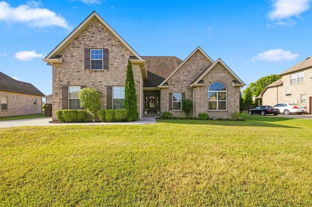 1734 Bear Paw Lane, Murfreesboro, TN 37130