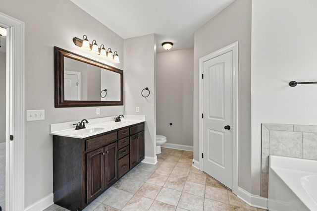 1734 Bear Paw Lane, Murfreesboro, TN 37130