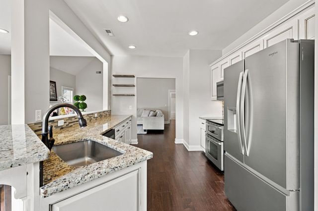 1734 Bear Paw Lane, Murfreesboro, TN 37130