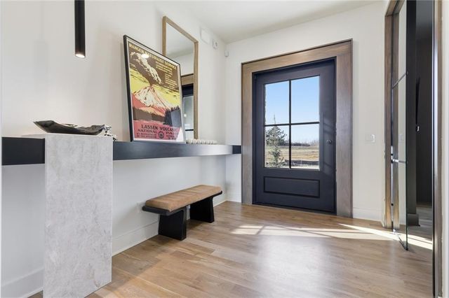 7445 NW Fawn Avenue, Parkville, MO 64152