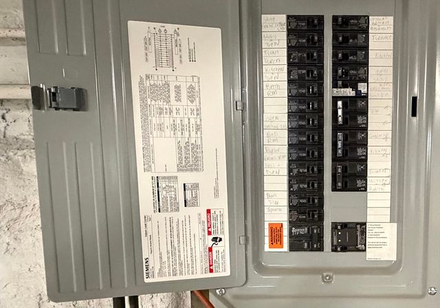 13 Wright St, Stoneham, MA 02180