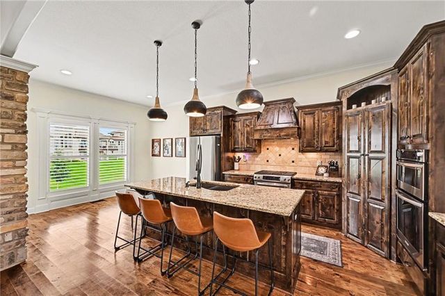 2910 NE 102nd Terrace, Kansas City, MO 64155