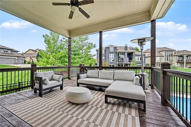 2910 NE 102nd Terrace, Kansas City, MO 64155
