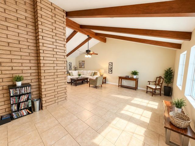 6758 N Hazel Avenue, Fresno, CA 93711