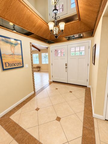 6758 N Hazel Avenue, Fresno, CA 93711
