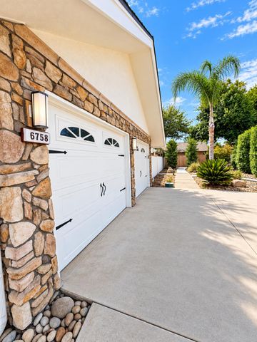 6758 N Hazel Avenue, Fresno, CA 93711