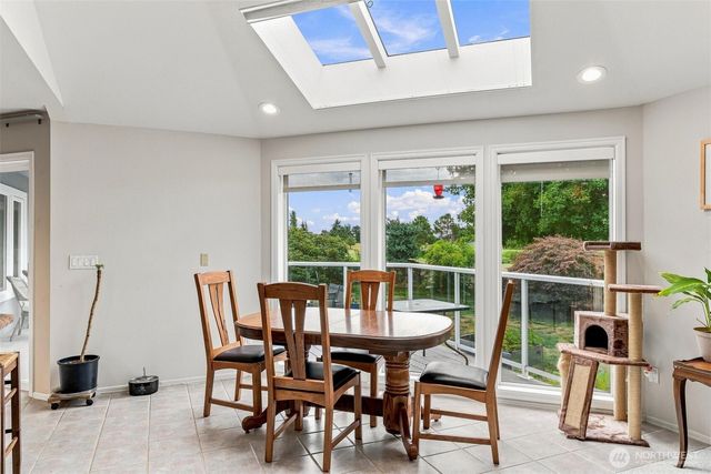 8285 Cowichan Road, Blaine, WA 98230