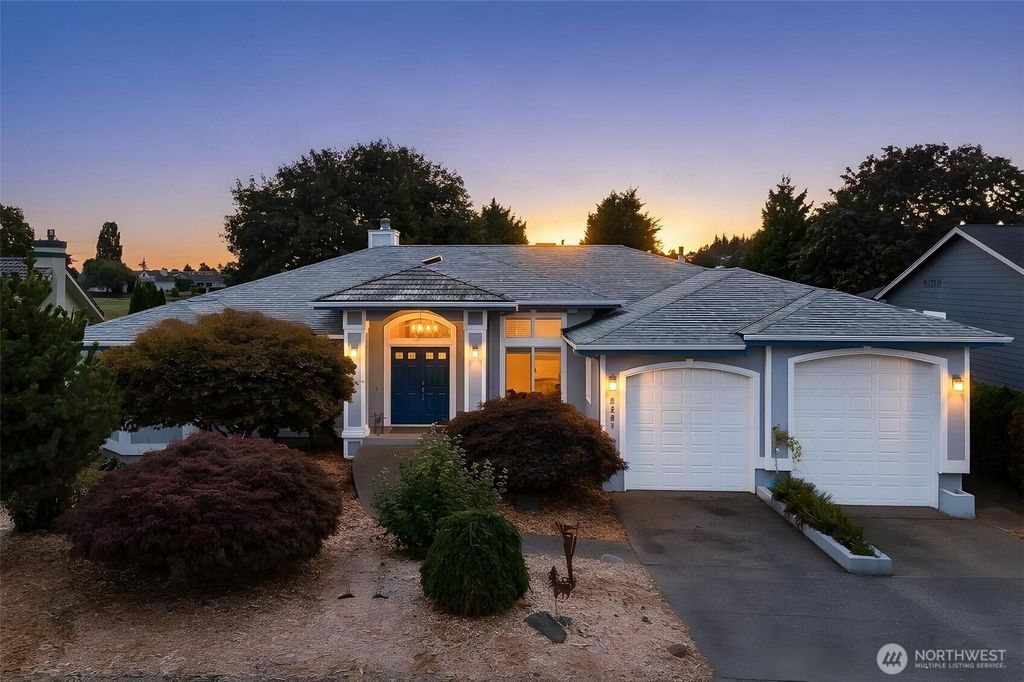 8285 Cowichan Road, Blaine, WA 98230