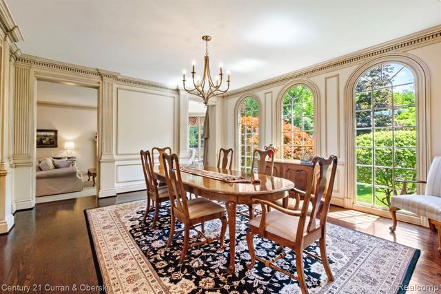 18878 Oak Leaf Lane, Northville, MI 48168