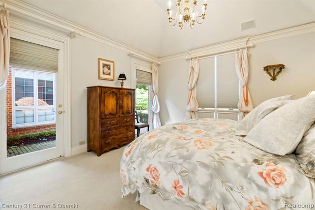 18878 Oak Leaf Lane, Northville, MI 48168