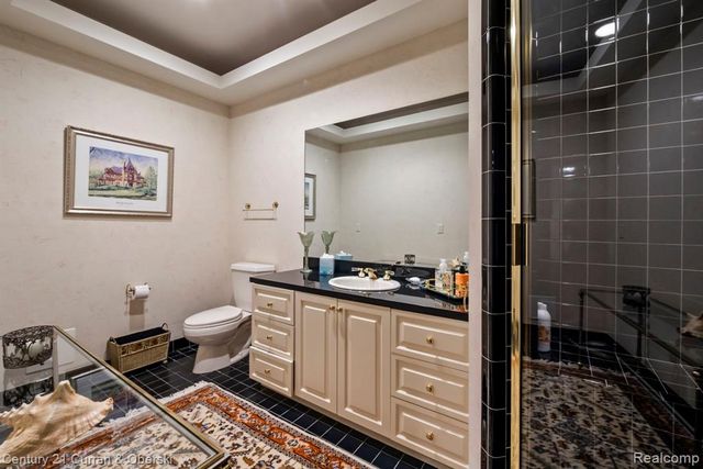 18878 Oak Leaf Lane, Northville, MI 48168