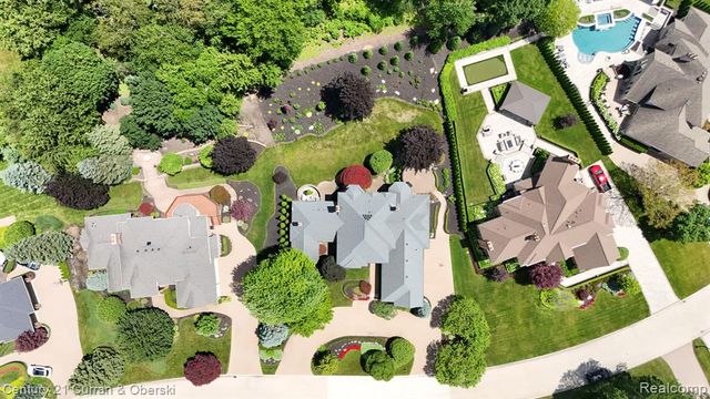 18878 Oak Leaf Lane, Northville, MI 48168