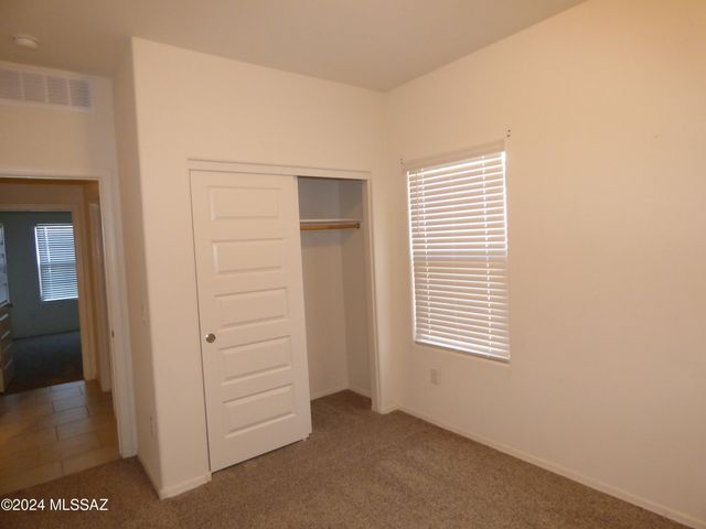 10208 N Crooked Peak Trail, Marana, AZ 85653