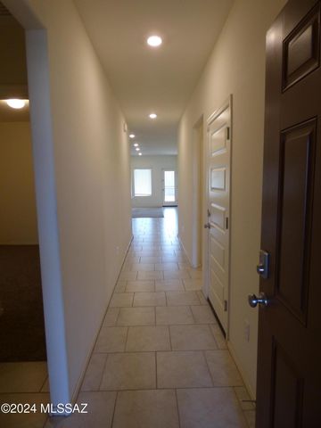 10208 N Crooked Peak Trail, Marana, AZ 85653