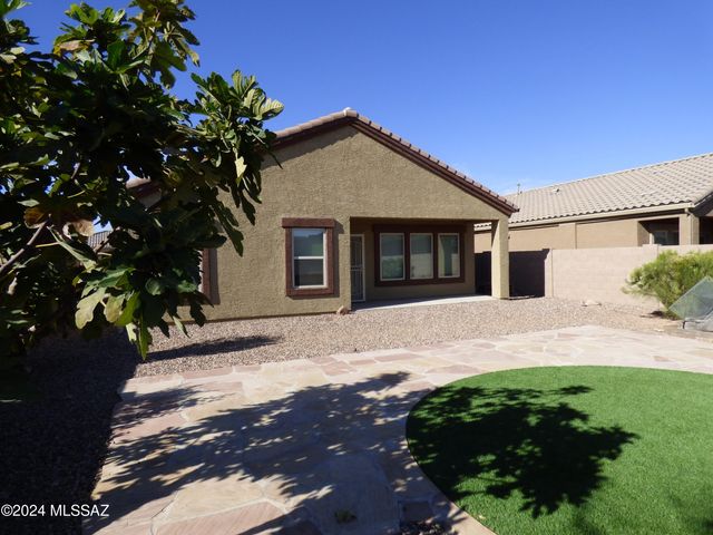10208 N Crooked Peak Trail, Marana, AZ 85653