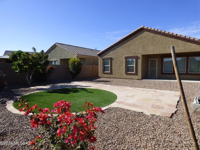10208 N Crooked Peak Trail, Marana, AZ 85653