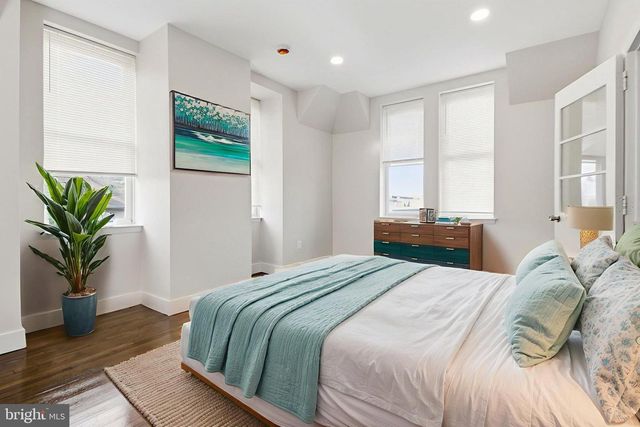 317 E PATAPSCO AVE, Baltimore, MD 21225