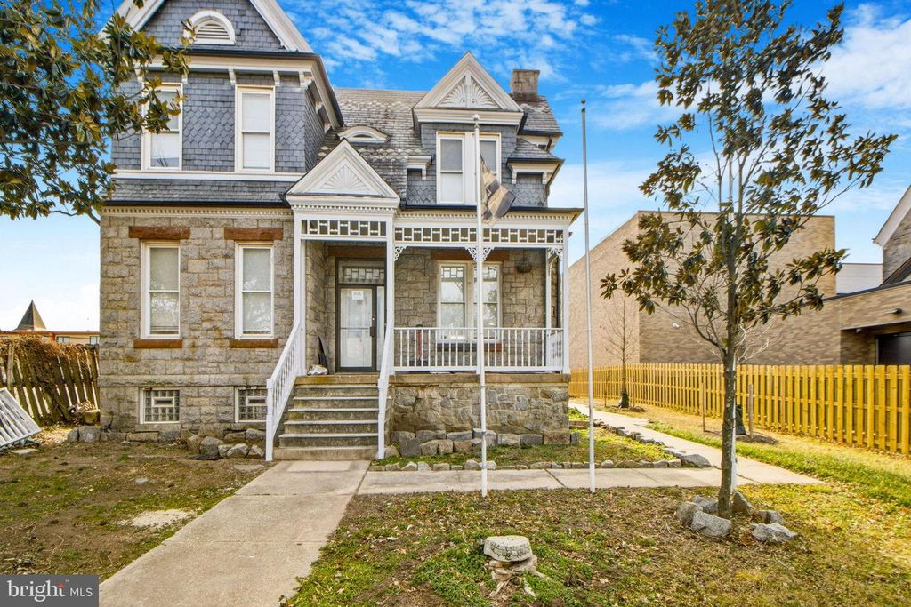 317 E PATAPSCO AVE, Baltimore, MD 21225