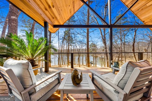 999 Rue Fleur De Lis, Lavonia, GA 30553