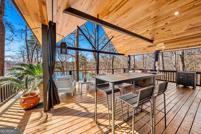 999 Rue Fleur De Lis, Lavonia, GA 30553