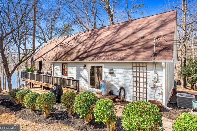 999 Rue Fleur De Lis, Lavonia, GA 30553