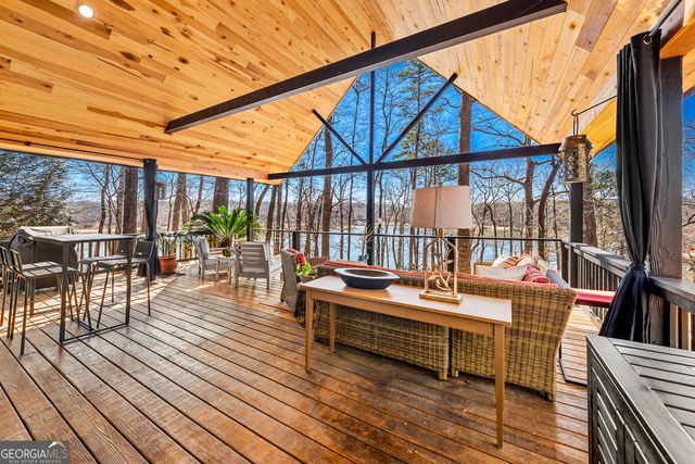 999 Rue Fleur De Lis, Lavonia, GA 30553